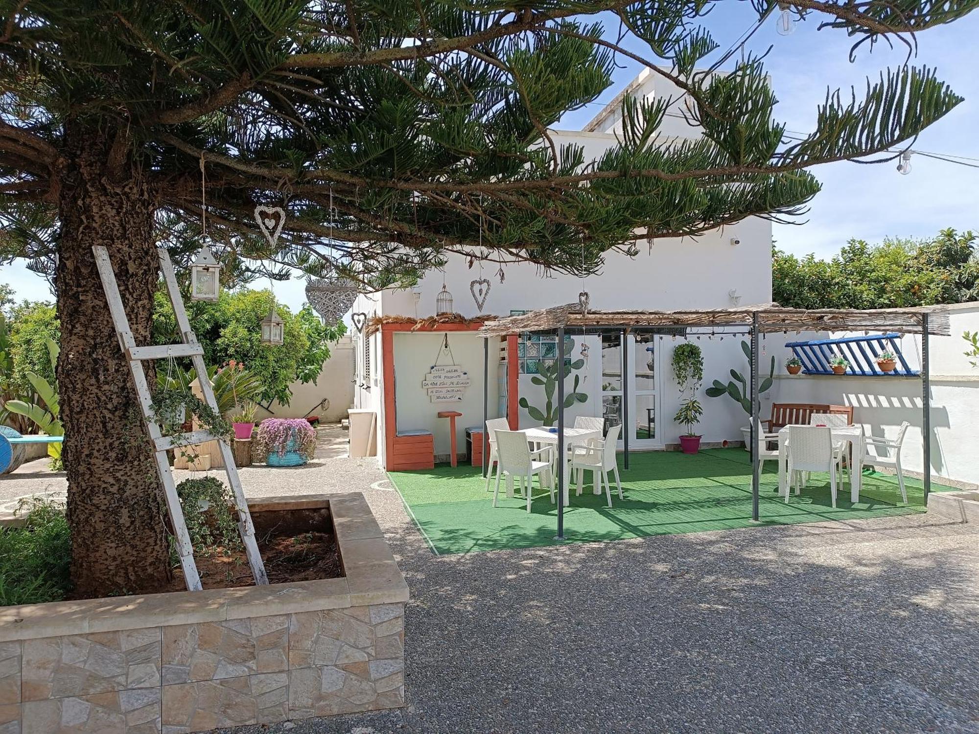 B&B Il Menhir Lequile Екстериор снимка